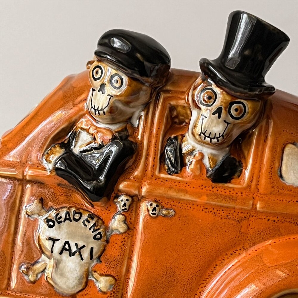 Creepy Cute Halloween Candle Holder Yankee Candle Boney Bunch Dead End Taxi 2014